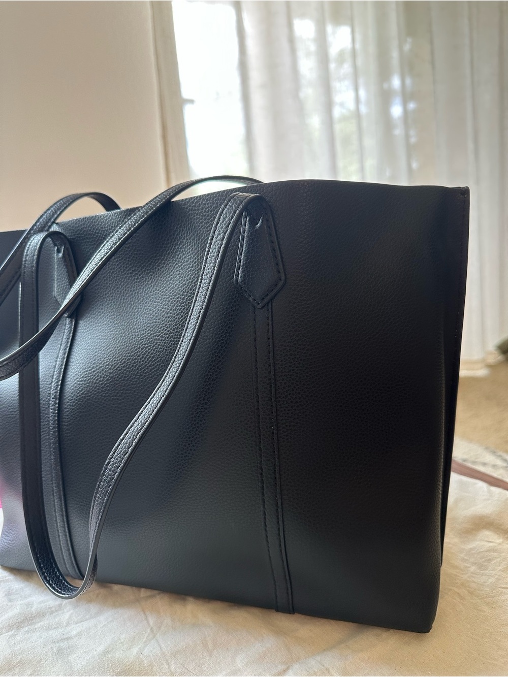Tory Burch Perry Large Leather Tote | Excellent Condition | Work Laptop Bag - Picture 6 of 12